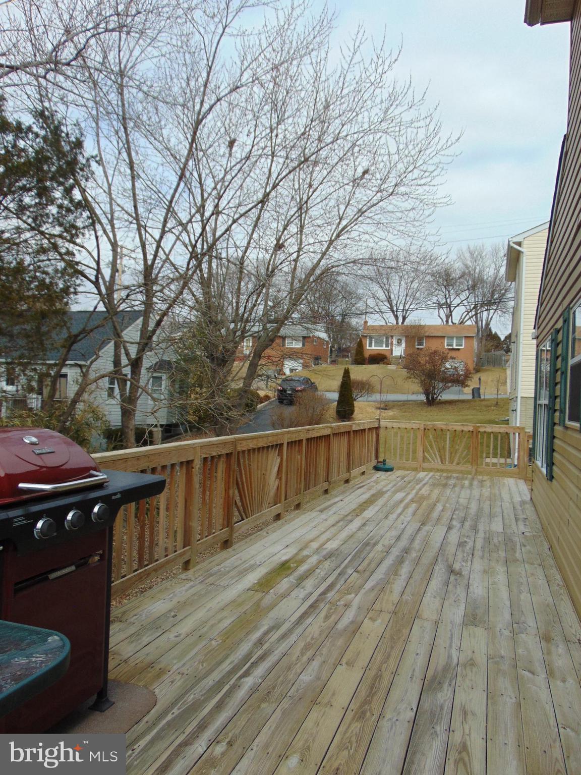 BELNECK SQUARE - Residential