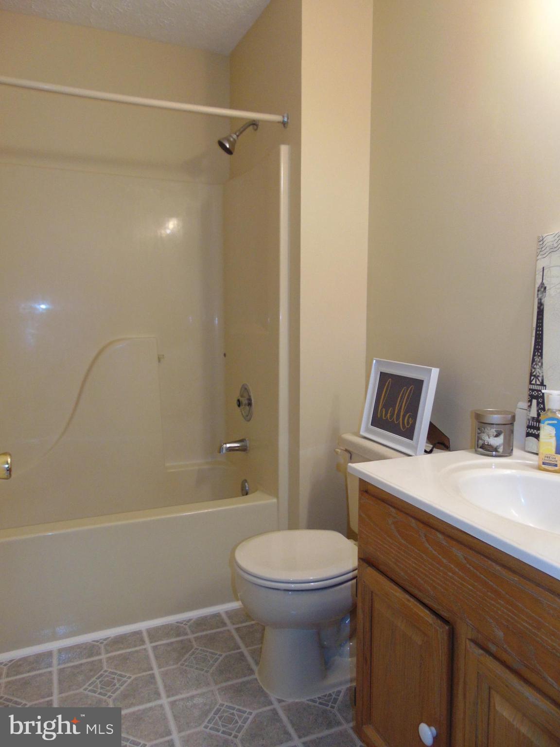 BELNECK SQUARE - Residential