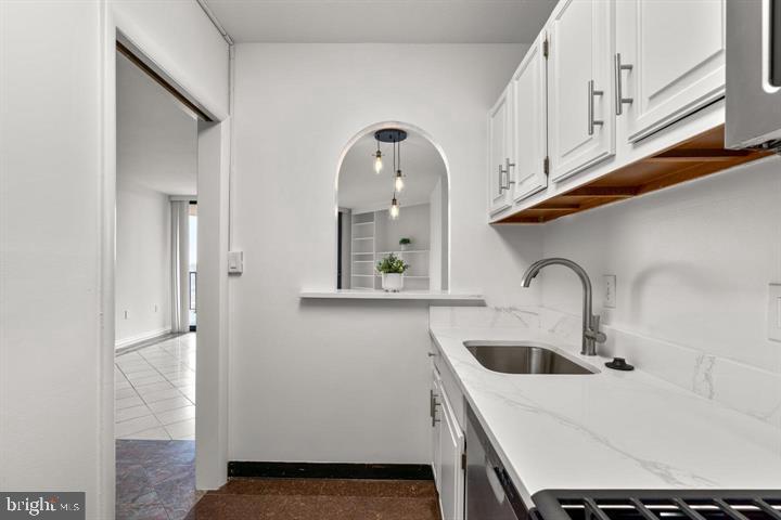 4242 EAST-WEST HIGHWAY 809