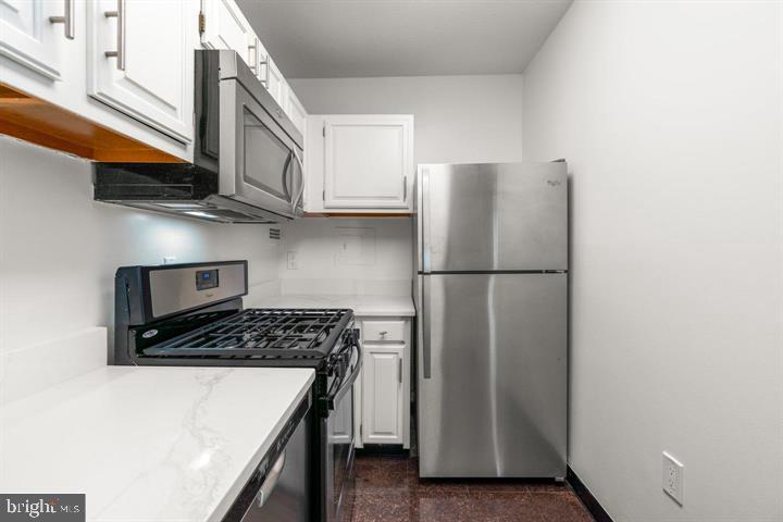 4242 EAST-WEST HIGHWAY 809