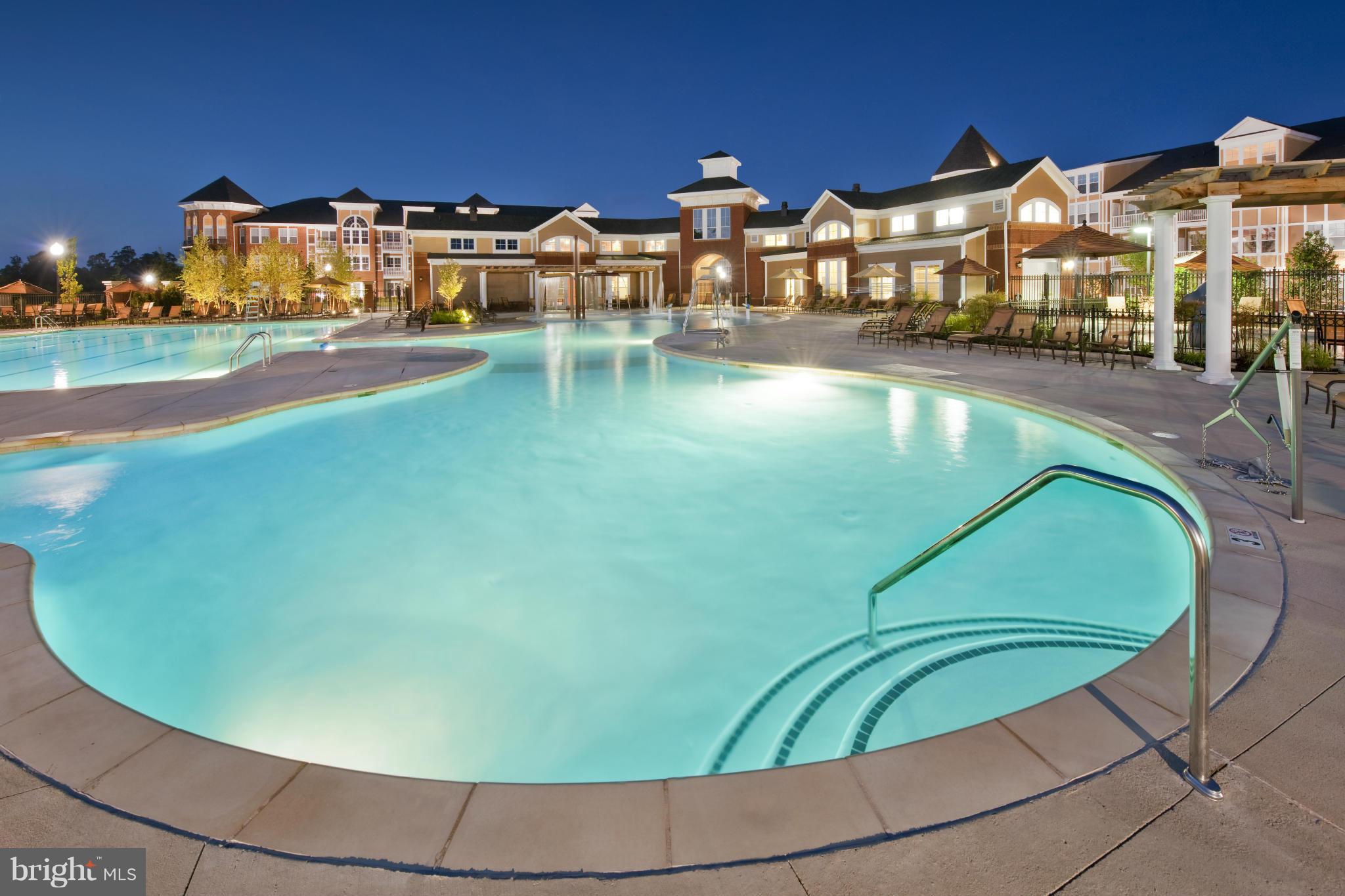 WESTCHESTER SQUARE - Residential