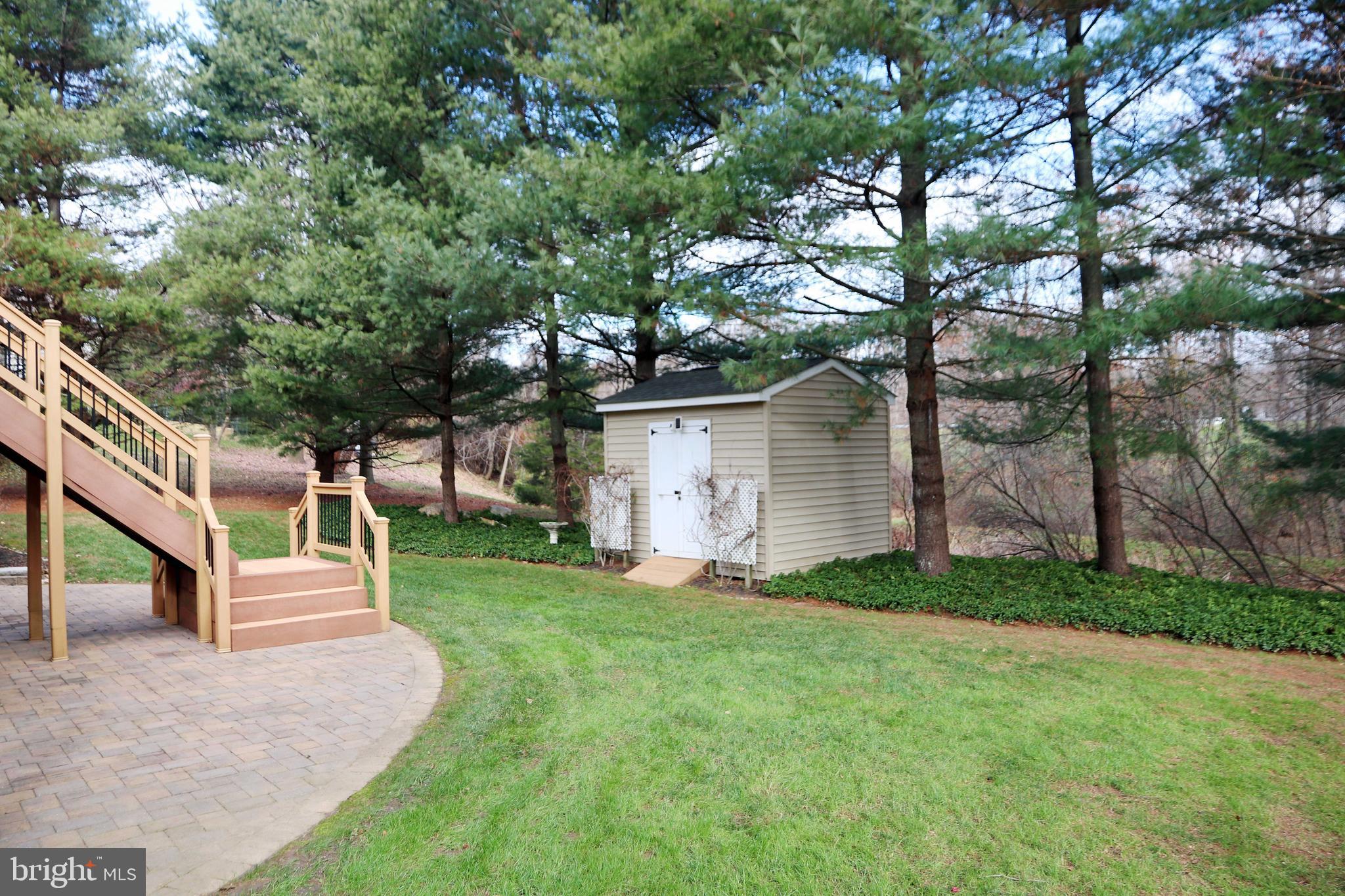 RIVER HILL - Residential