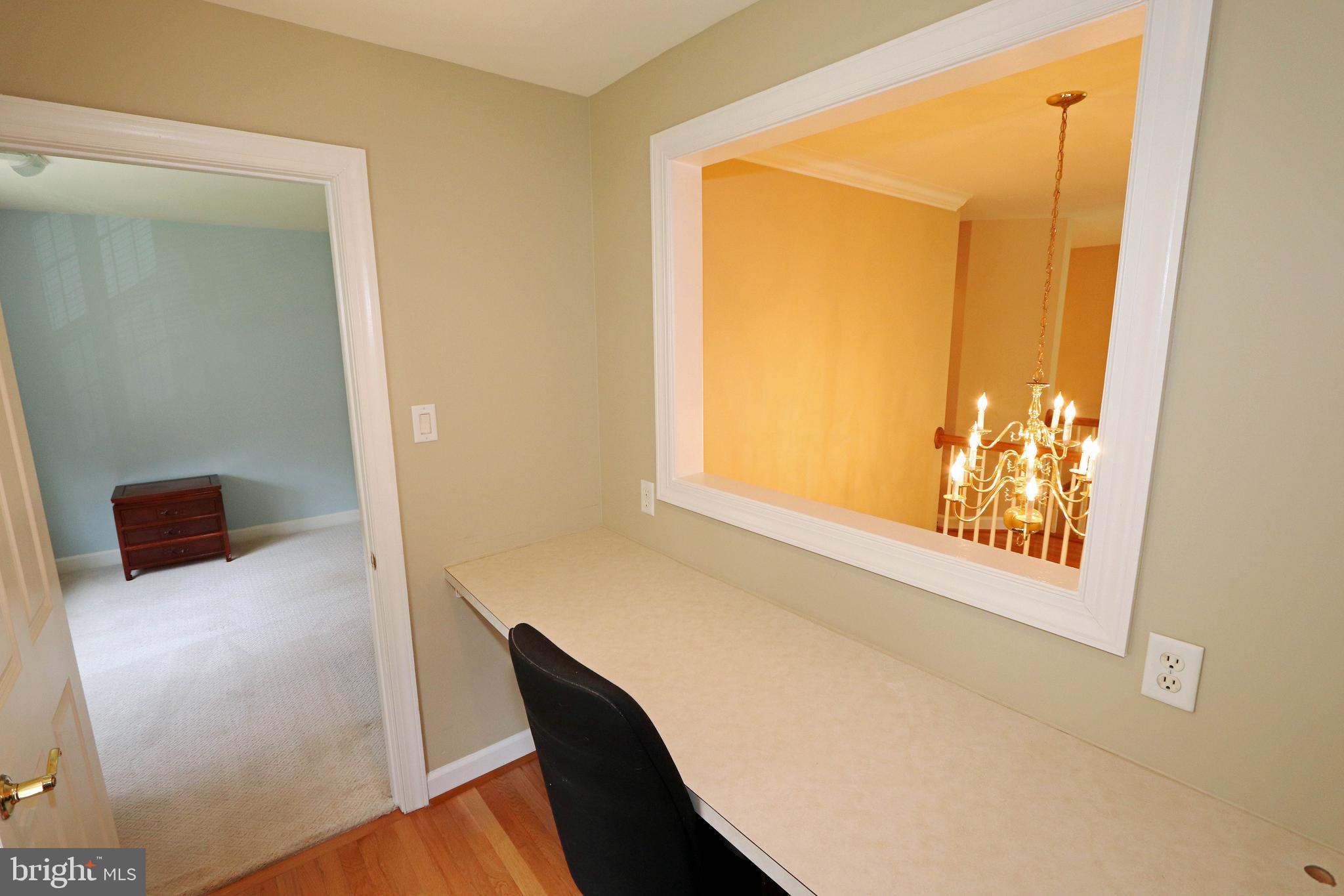 RIVER HILL - Residential