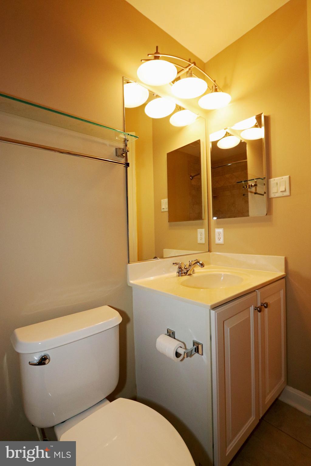 RIVER HILL - Residential