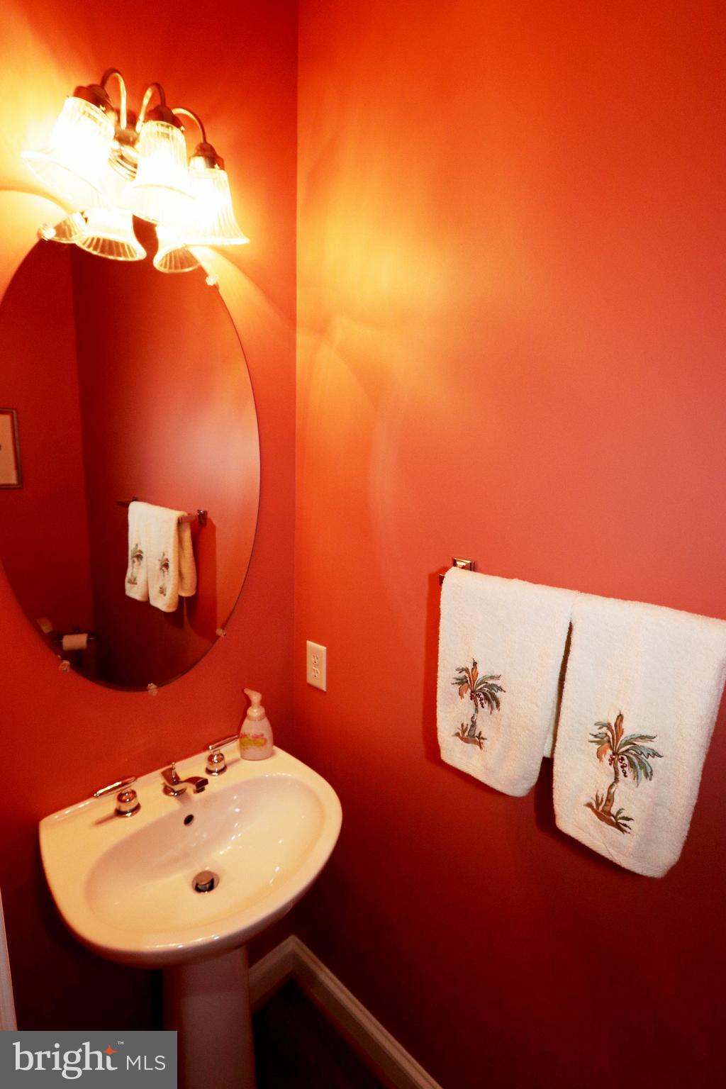 RIVER HILL - Residential