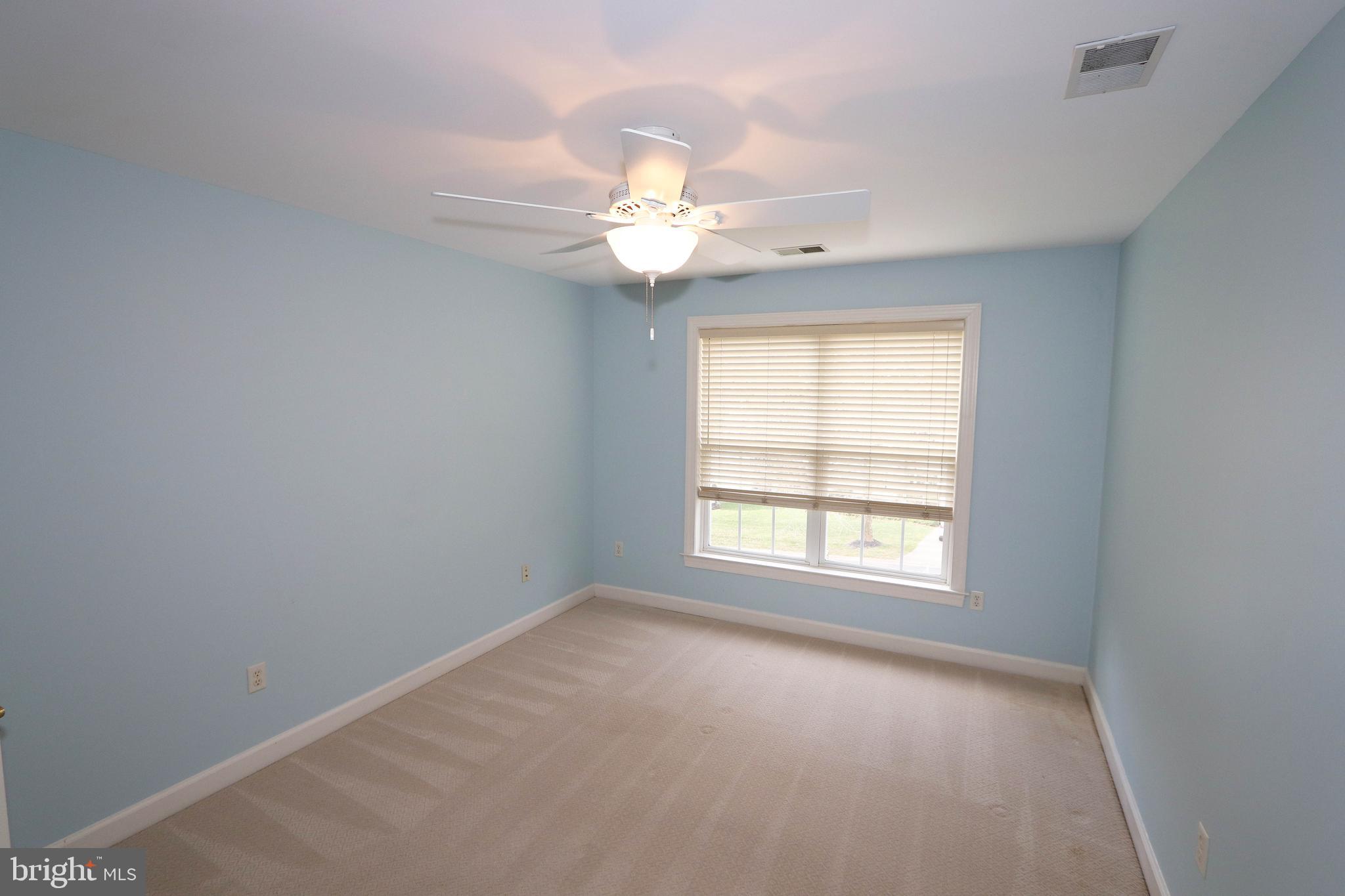 RIVER HILL - Residential