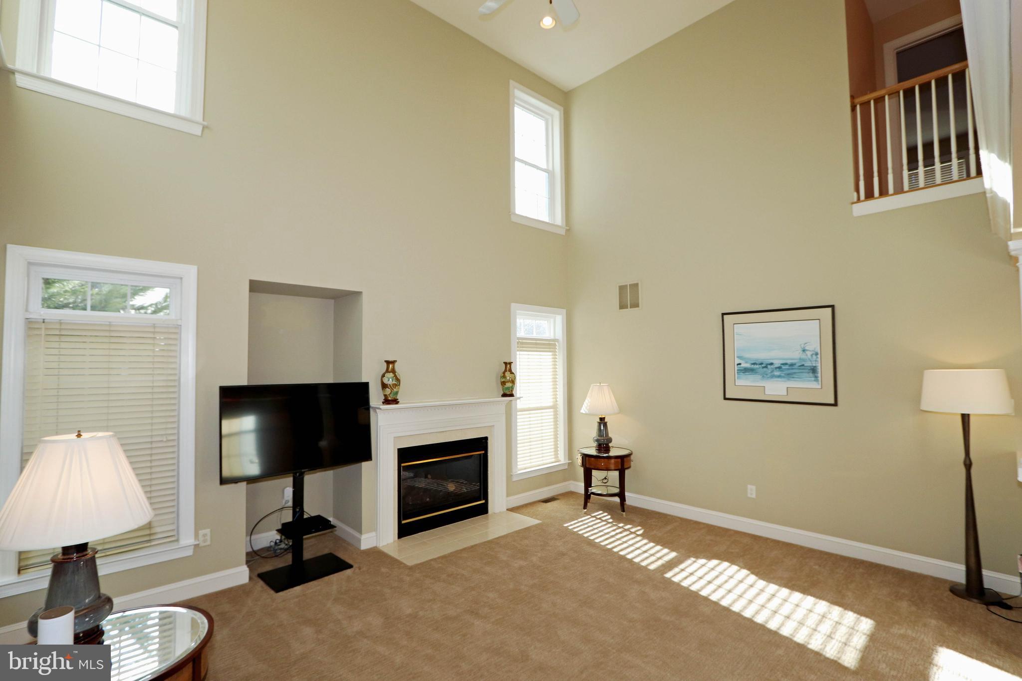 RIVER HILL - Residential