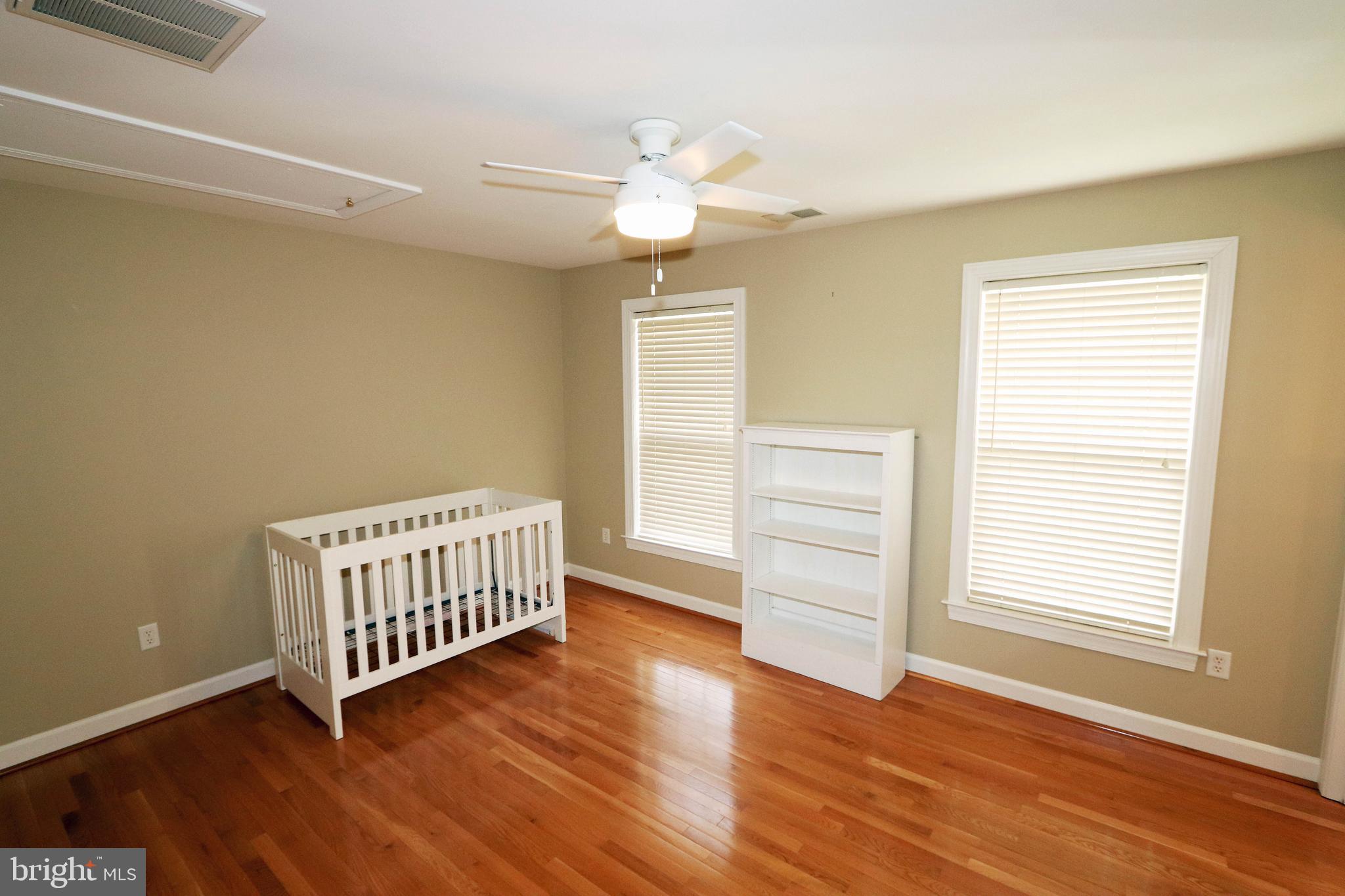 RIVER HILL - Residential