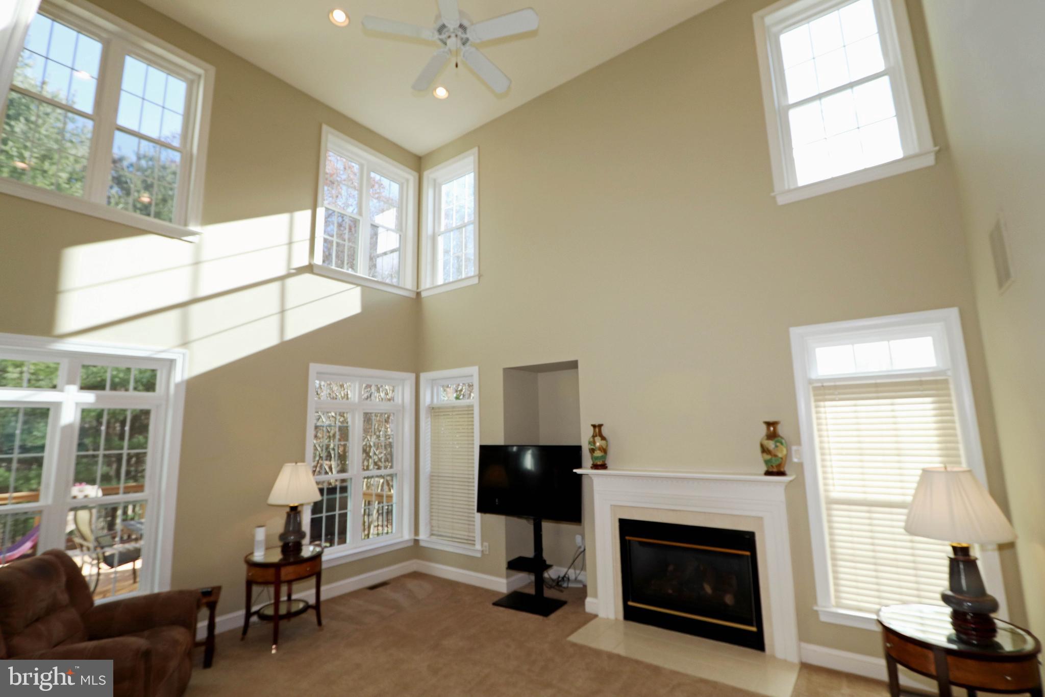 RIVER HILL - Residential