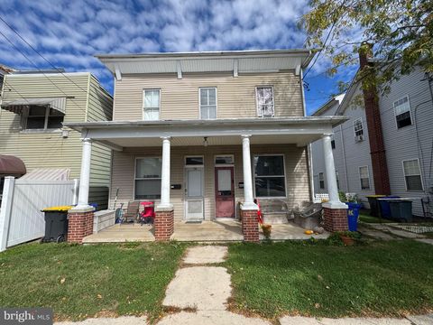 19 W PENN AVENUE ROBESONIA PA 19551
