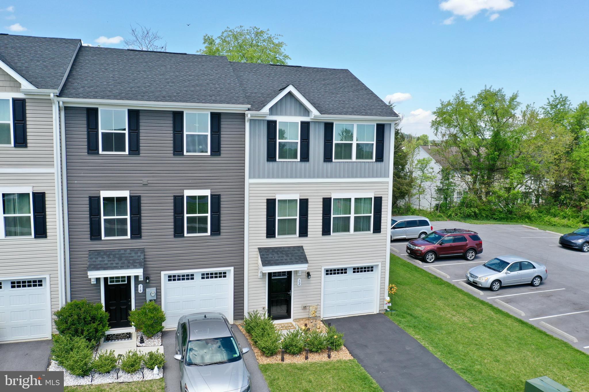 STONECREST - Residential