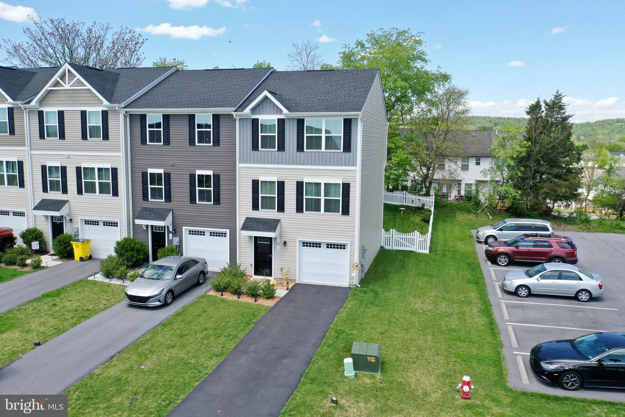 STONECREST - Residential