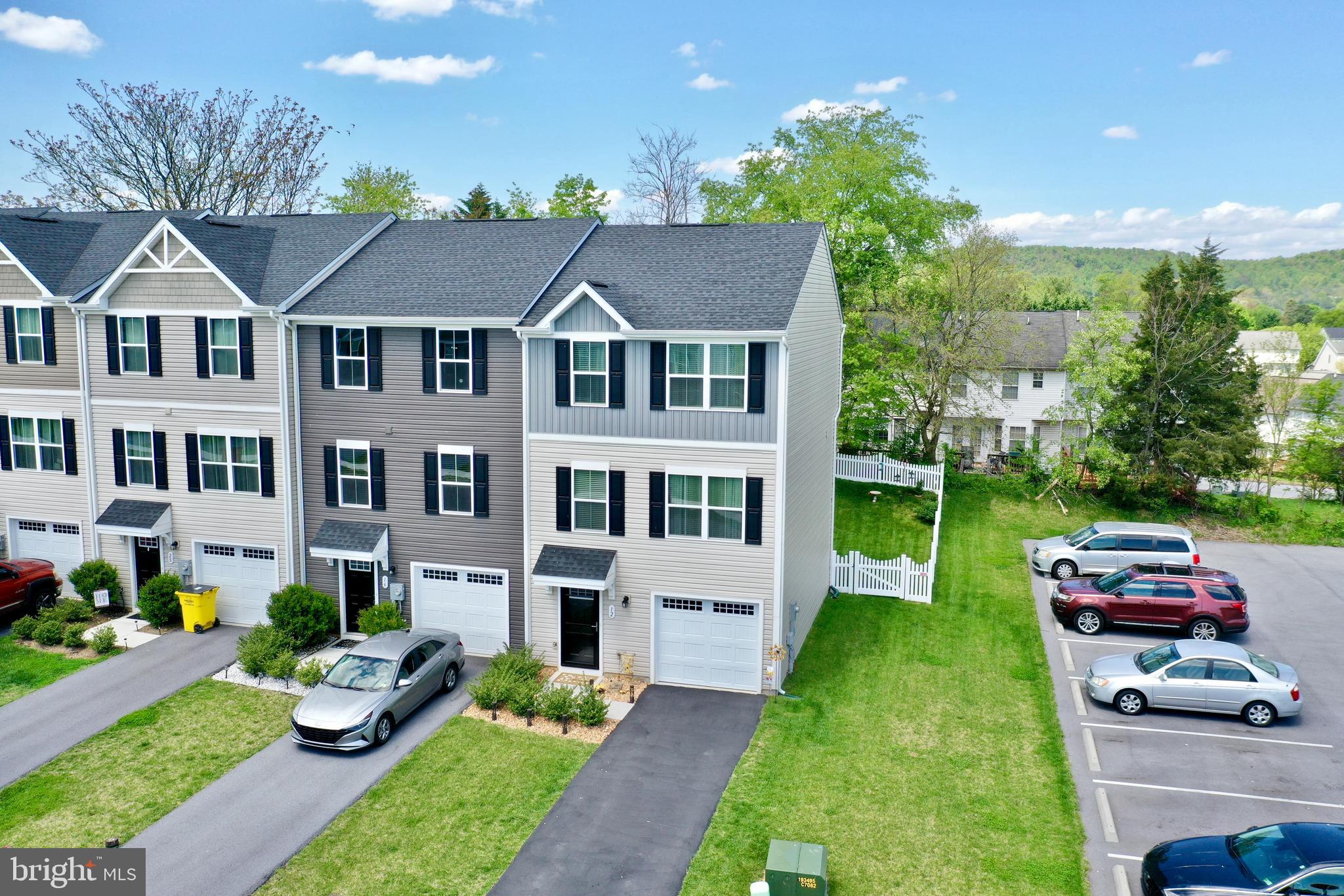 STONECREST - Residential