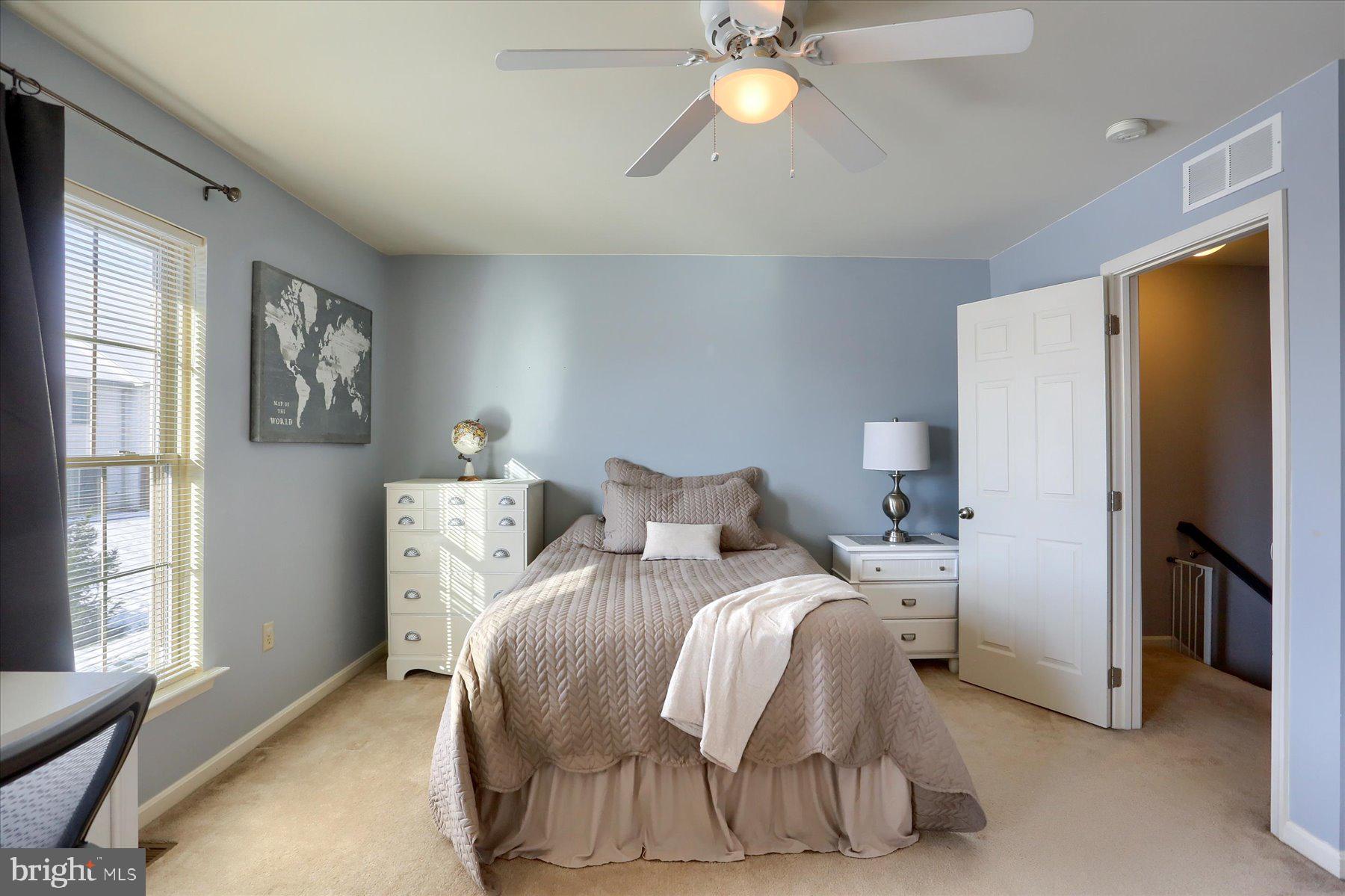 MELBOURNE PLACE - Residential