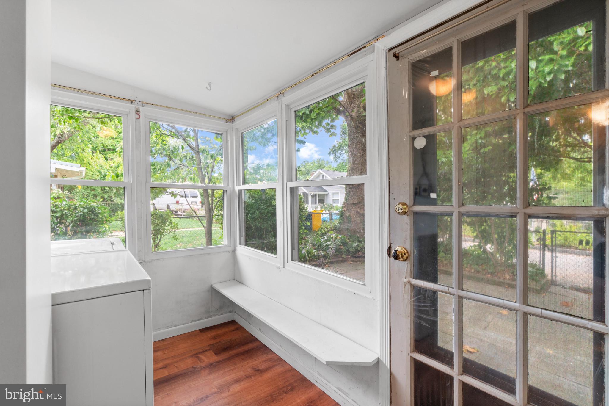 SYLVAN SHORES - Residential