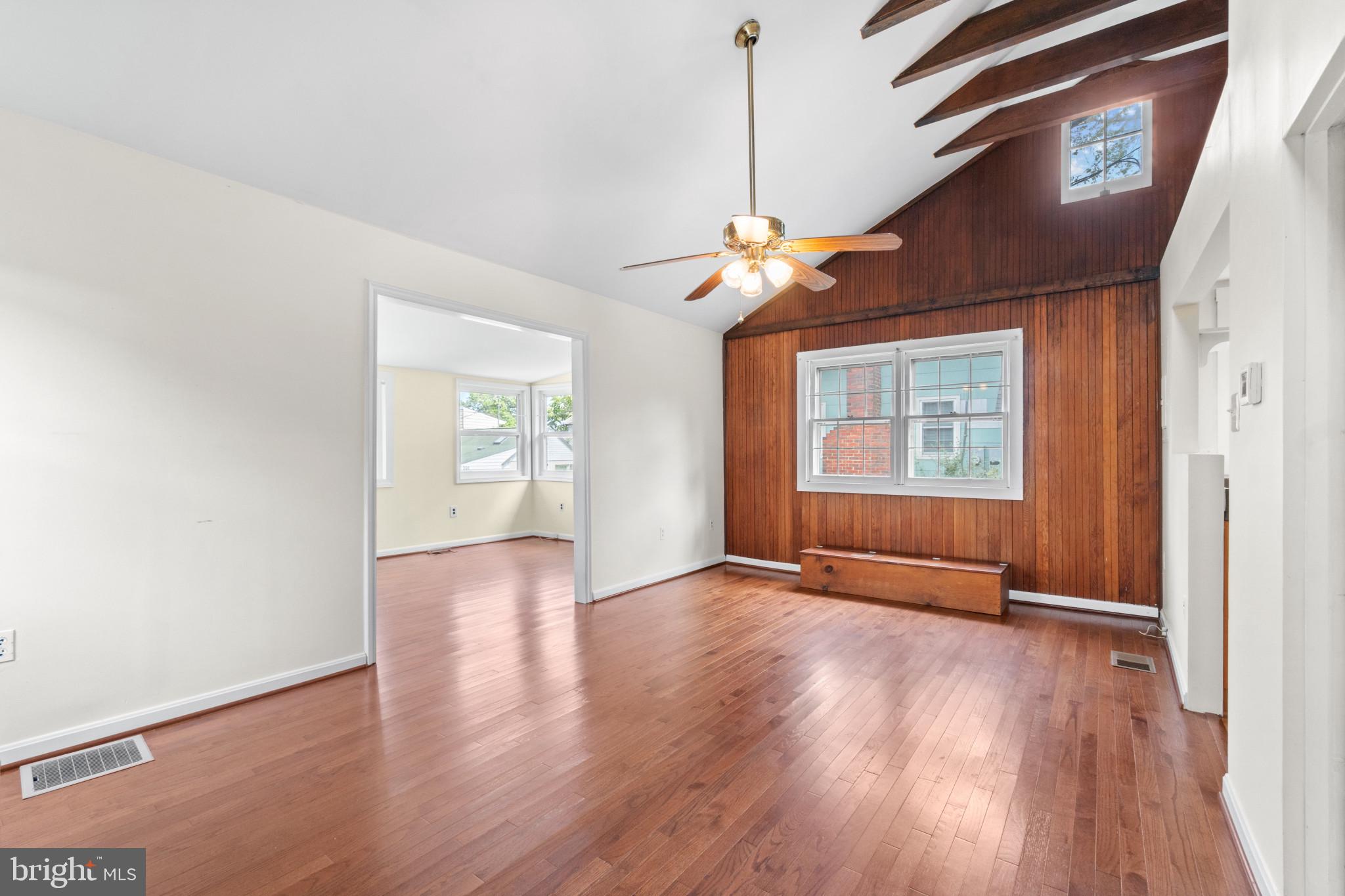 SYLVAN SHORES - Residential