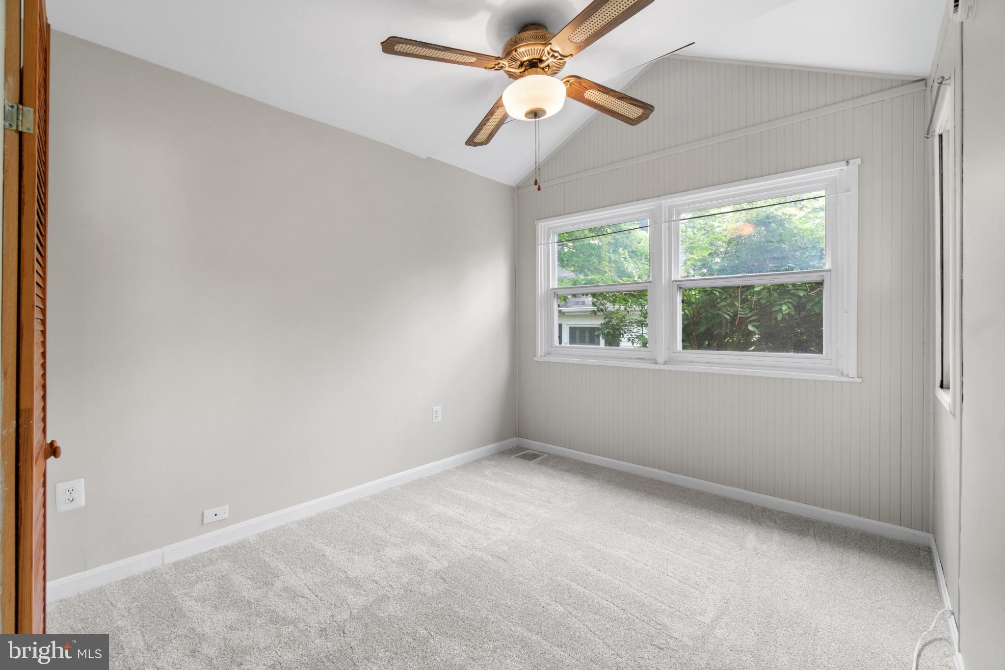 SYLVAN SHORES - Residential