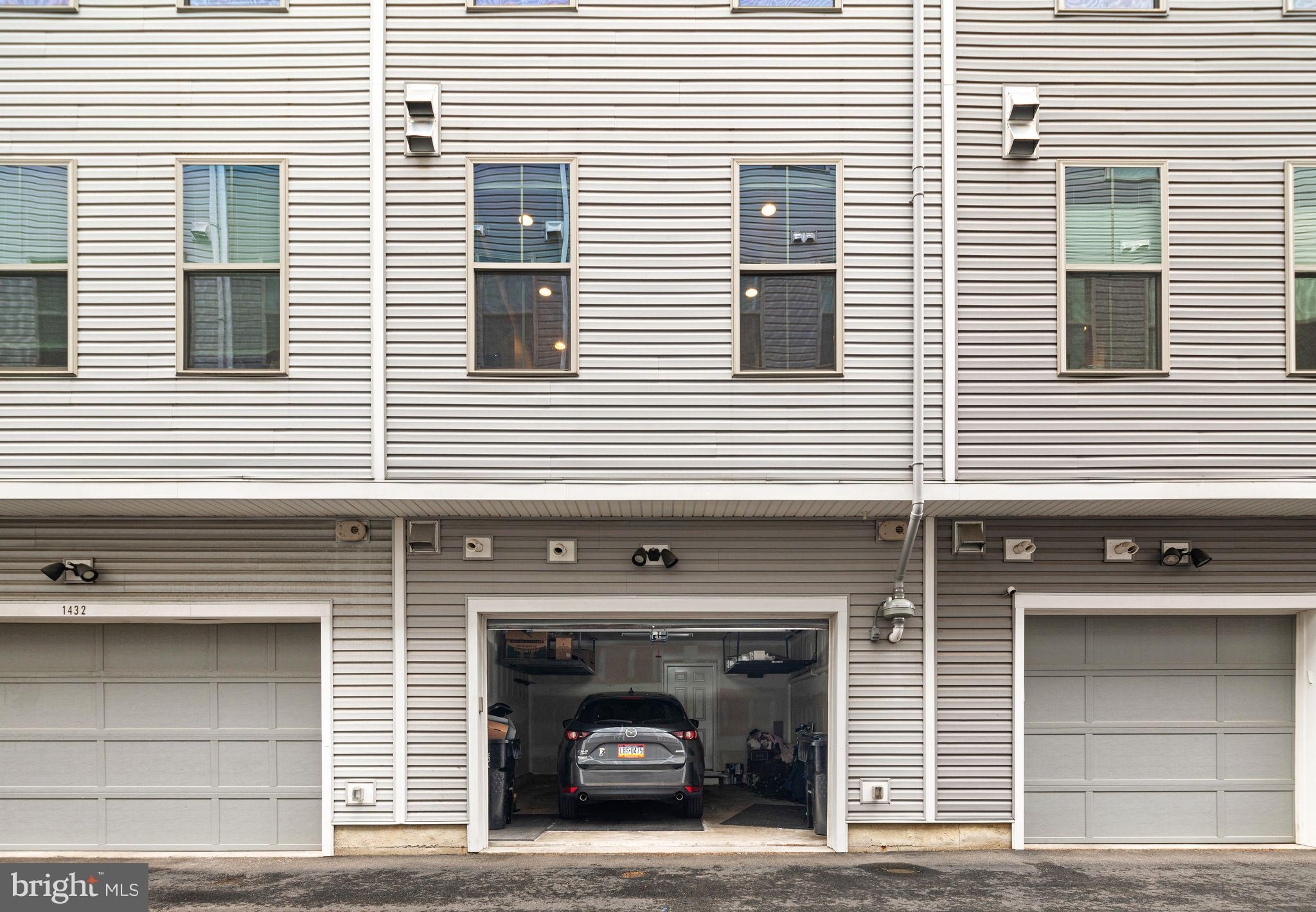 DICKINSON NARROWS - Residential