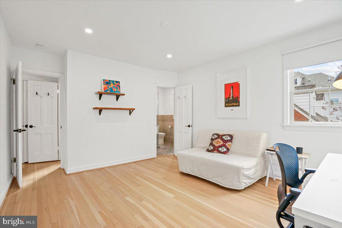 SPRINGFIELD - Residential