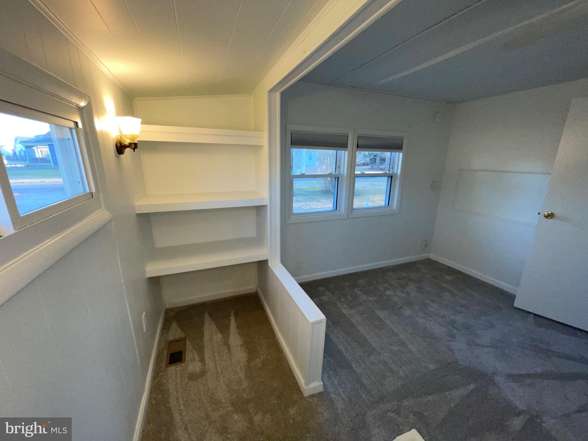 BANKS ACRES - Residential