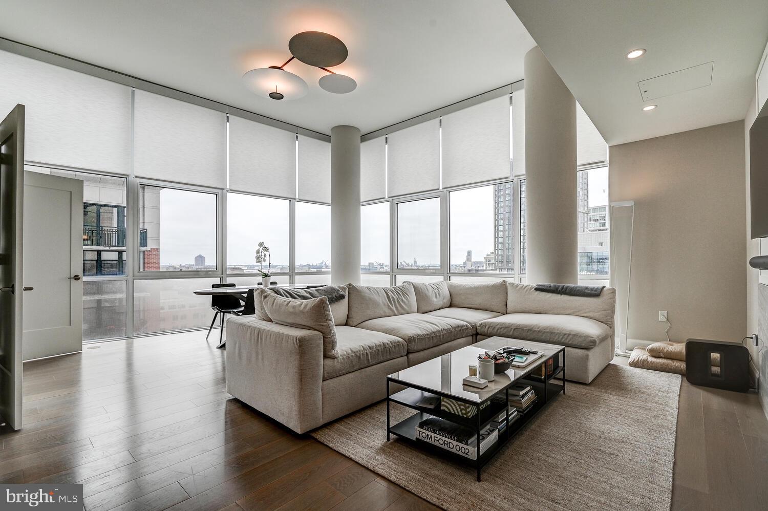 HARBOR EAST - Residential