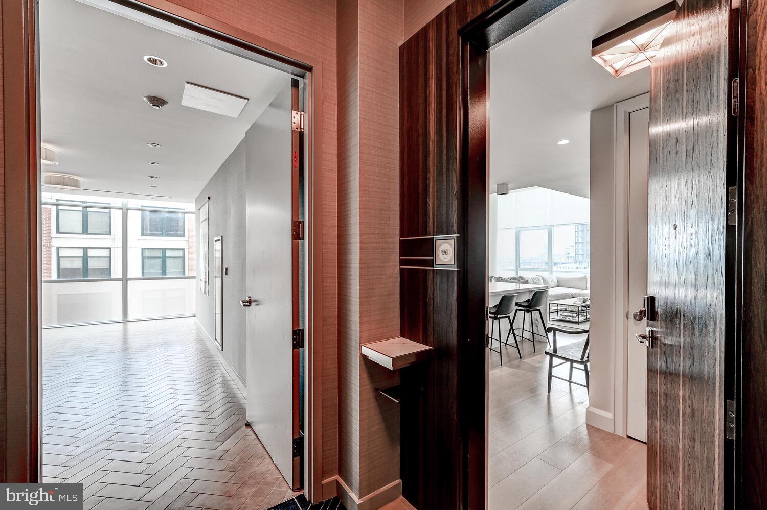 HARBOR EAST - Residential