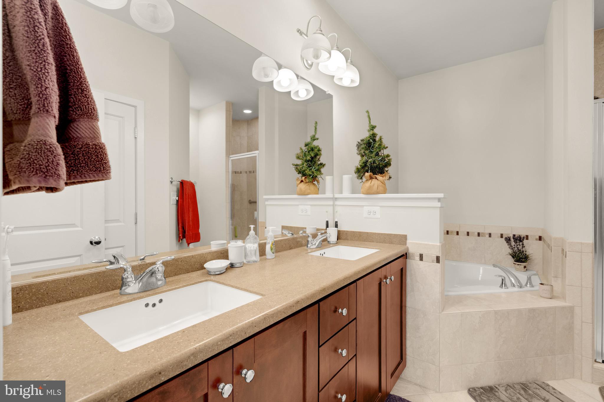 CAPITOL QUARTER - Residential