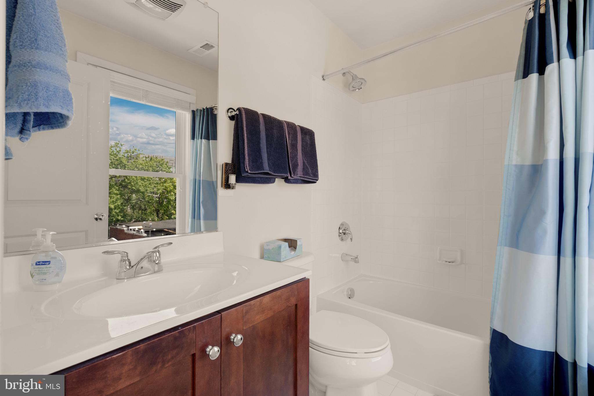 CAPITOL QUARTER - Residential