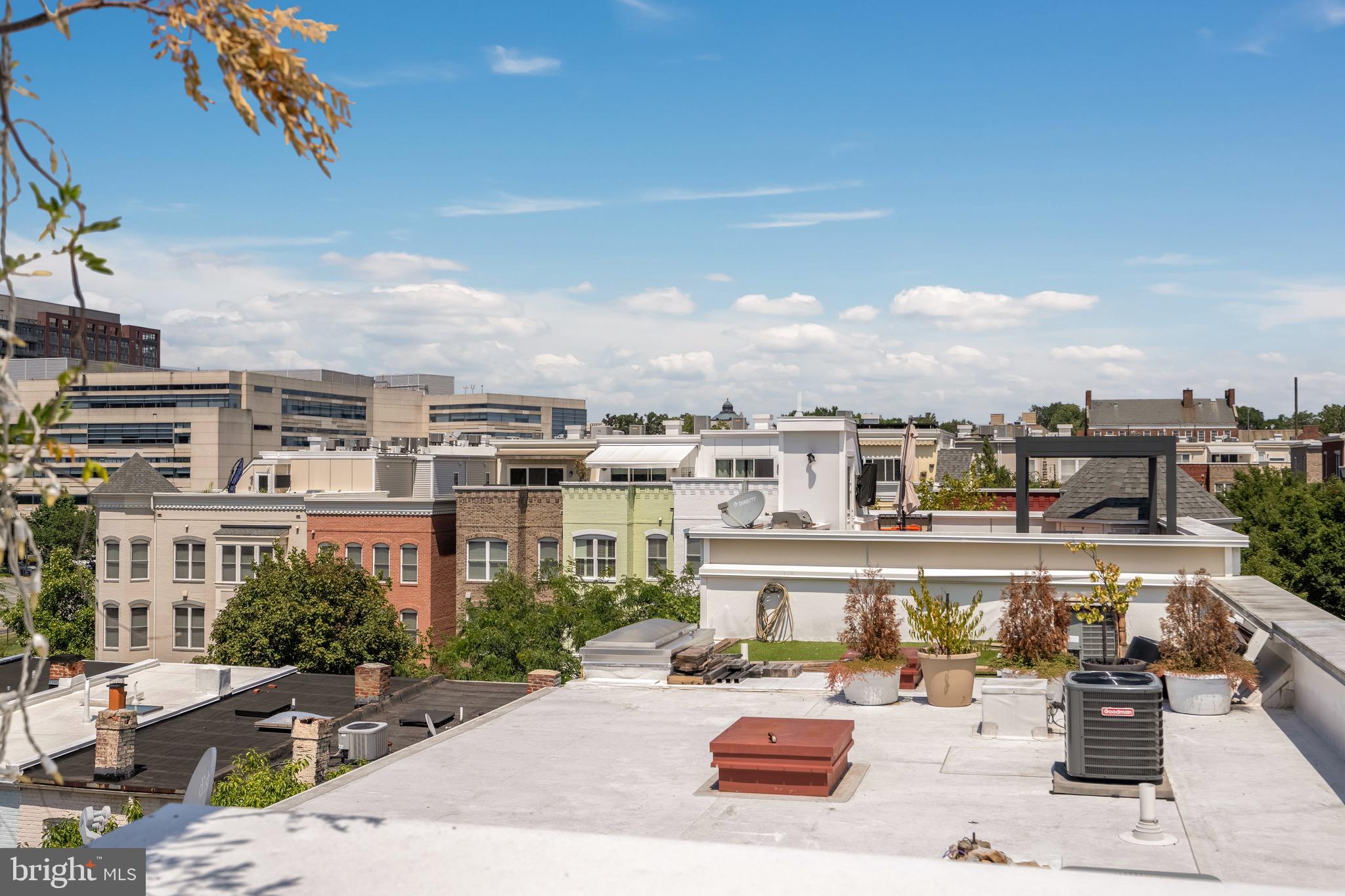 CAPITOL QUARTER - Residential