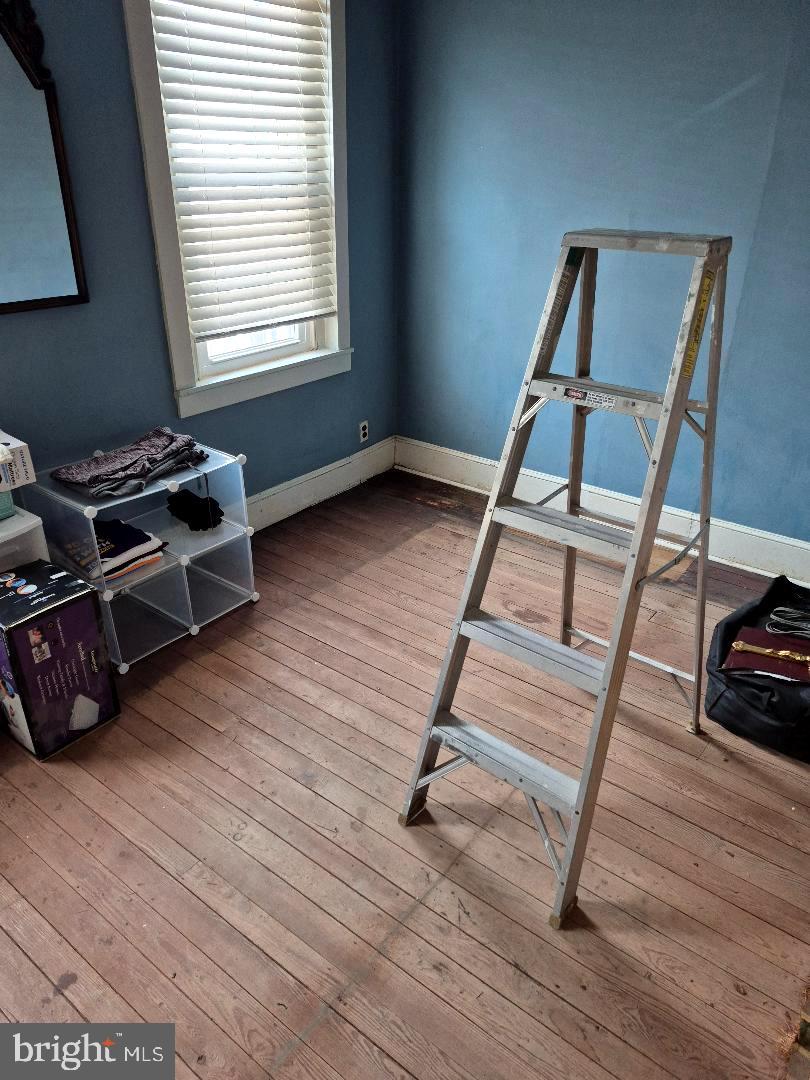 LOWER MOYAMENSING - Residential