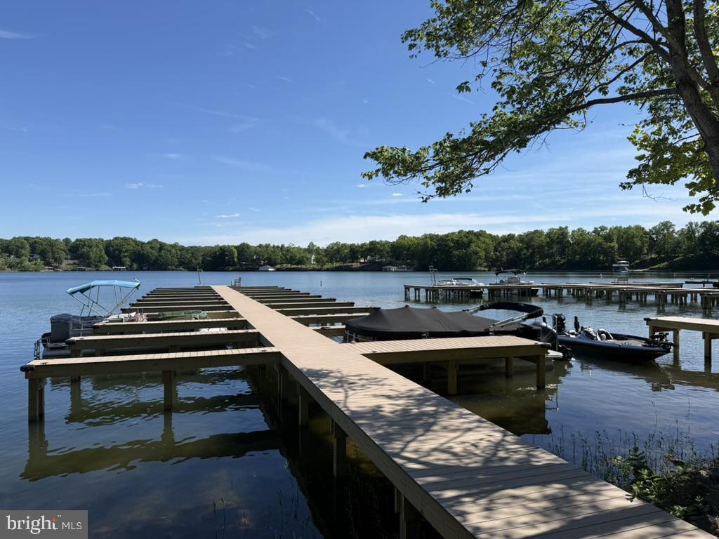 EDGEWOOD BAY - Residential