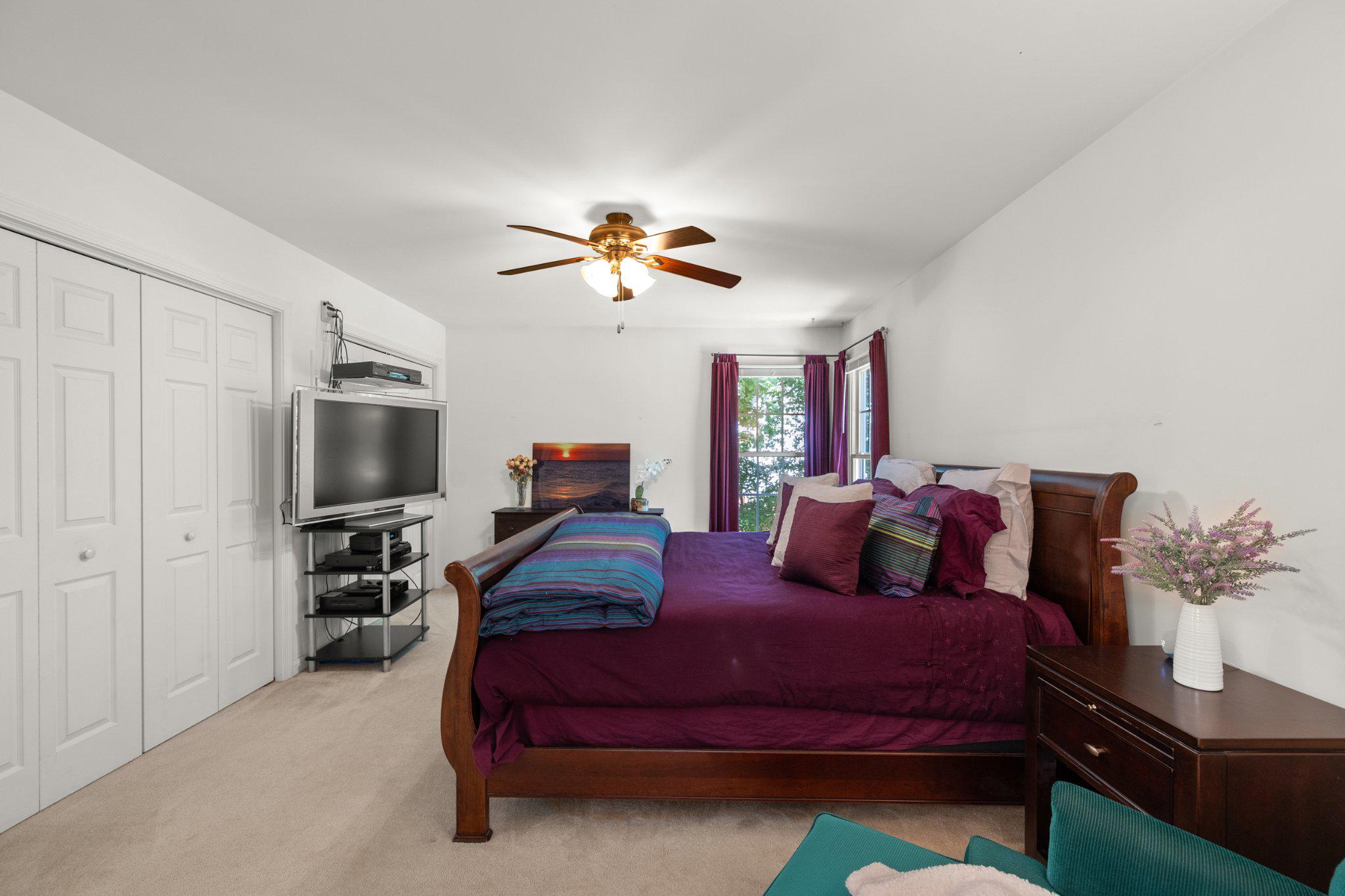 EDGEWOOD BAY - Residential
