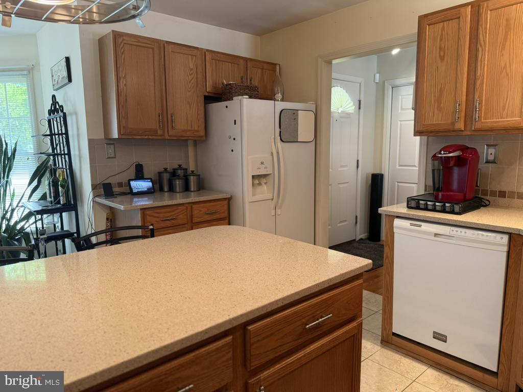 EDGEWOOD BAY - Residential