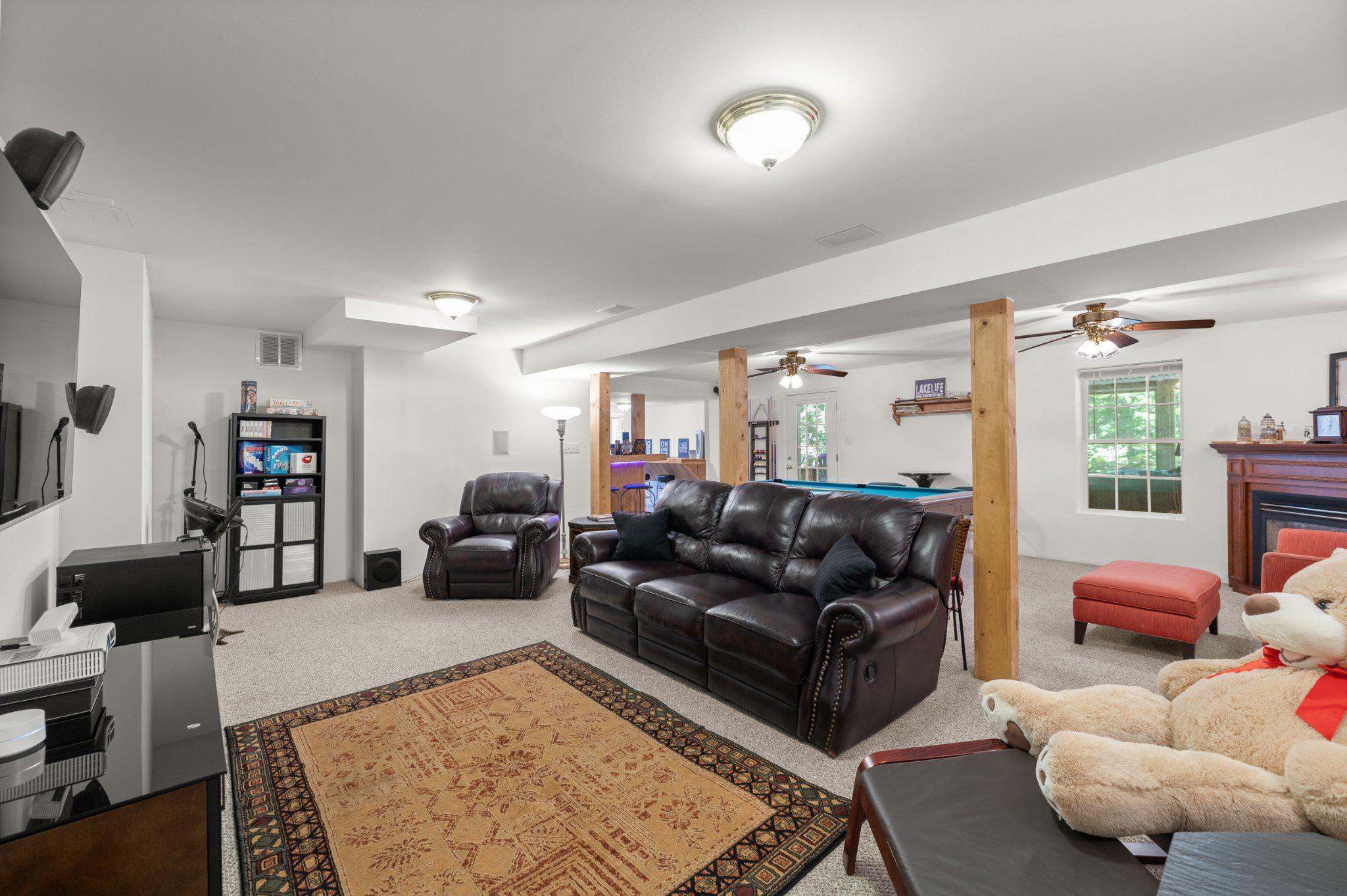 EDGEWOOD BAY - Residential