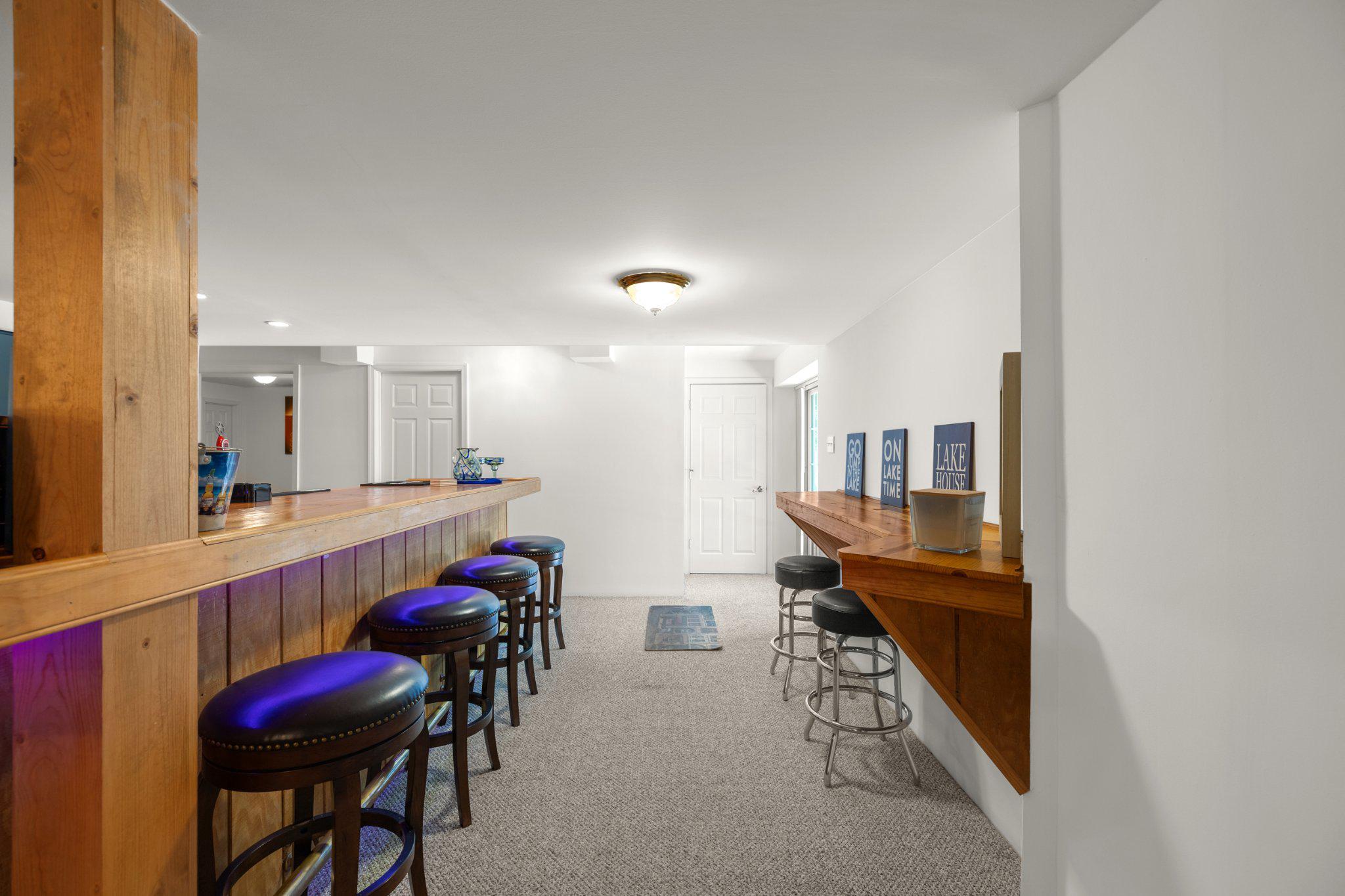 EDGEWOOD BAY - Residential