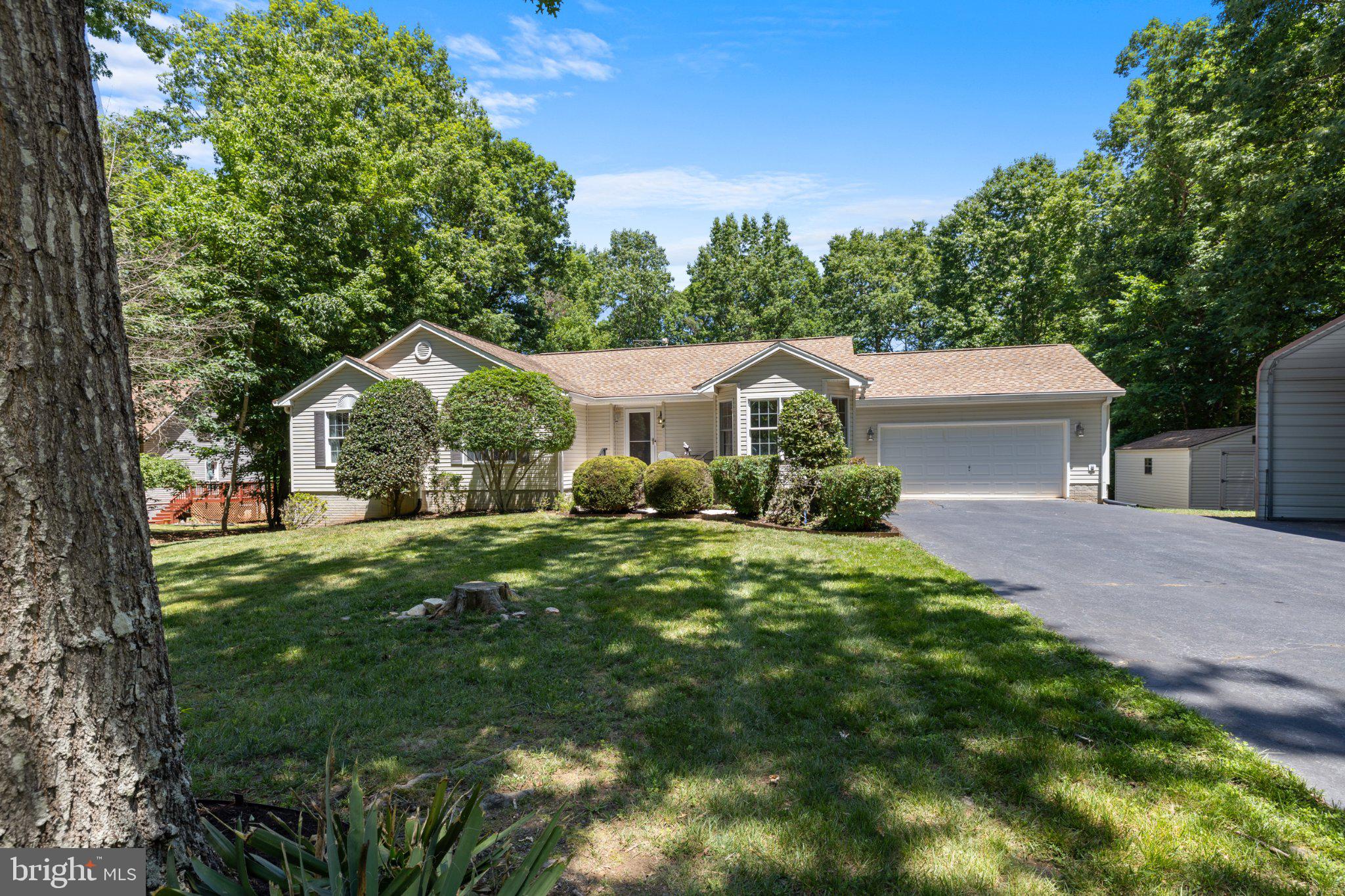 EDGEWOOD BAY - Residential