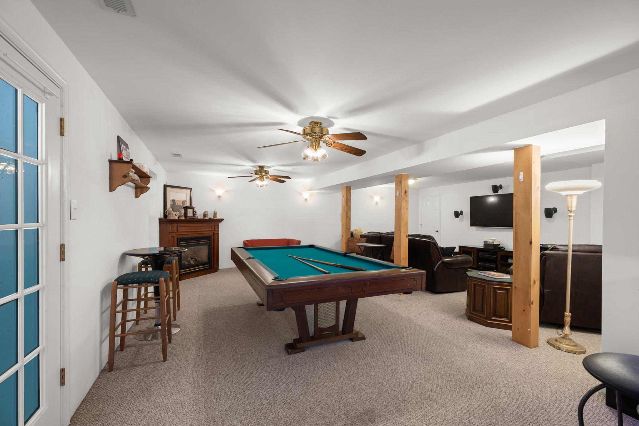 EDGEWOOD BAY - Residential