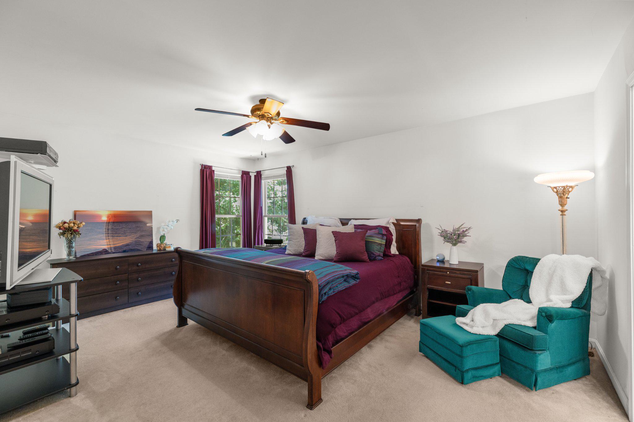 EDGEWOOD BAY - Residential