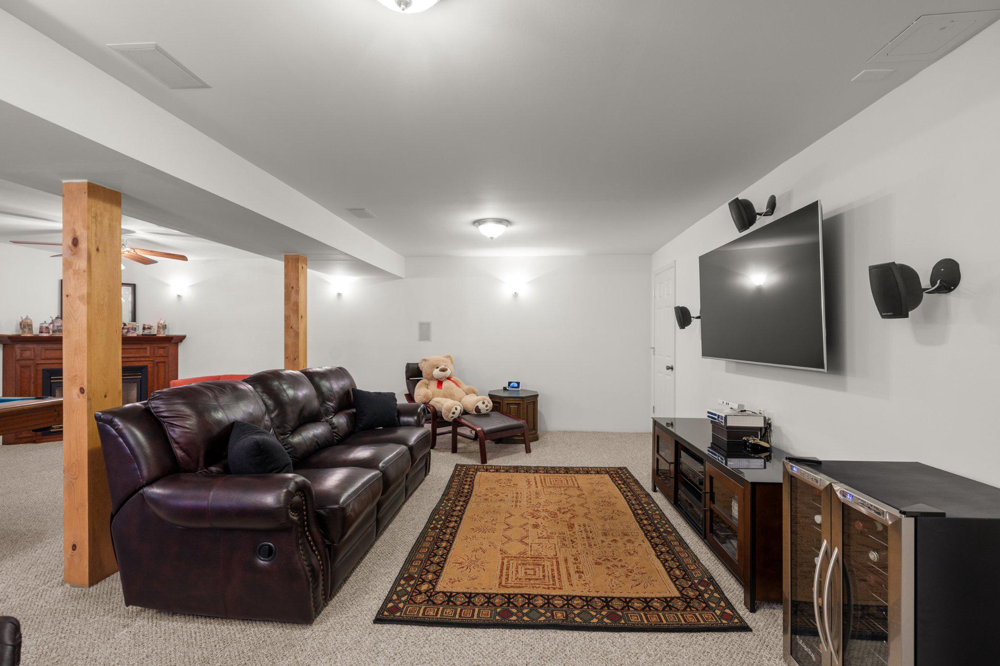 EDGEWOOD BAY - Residential