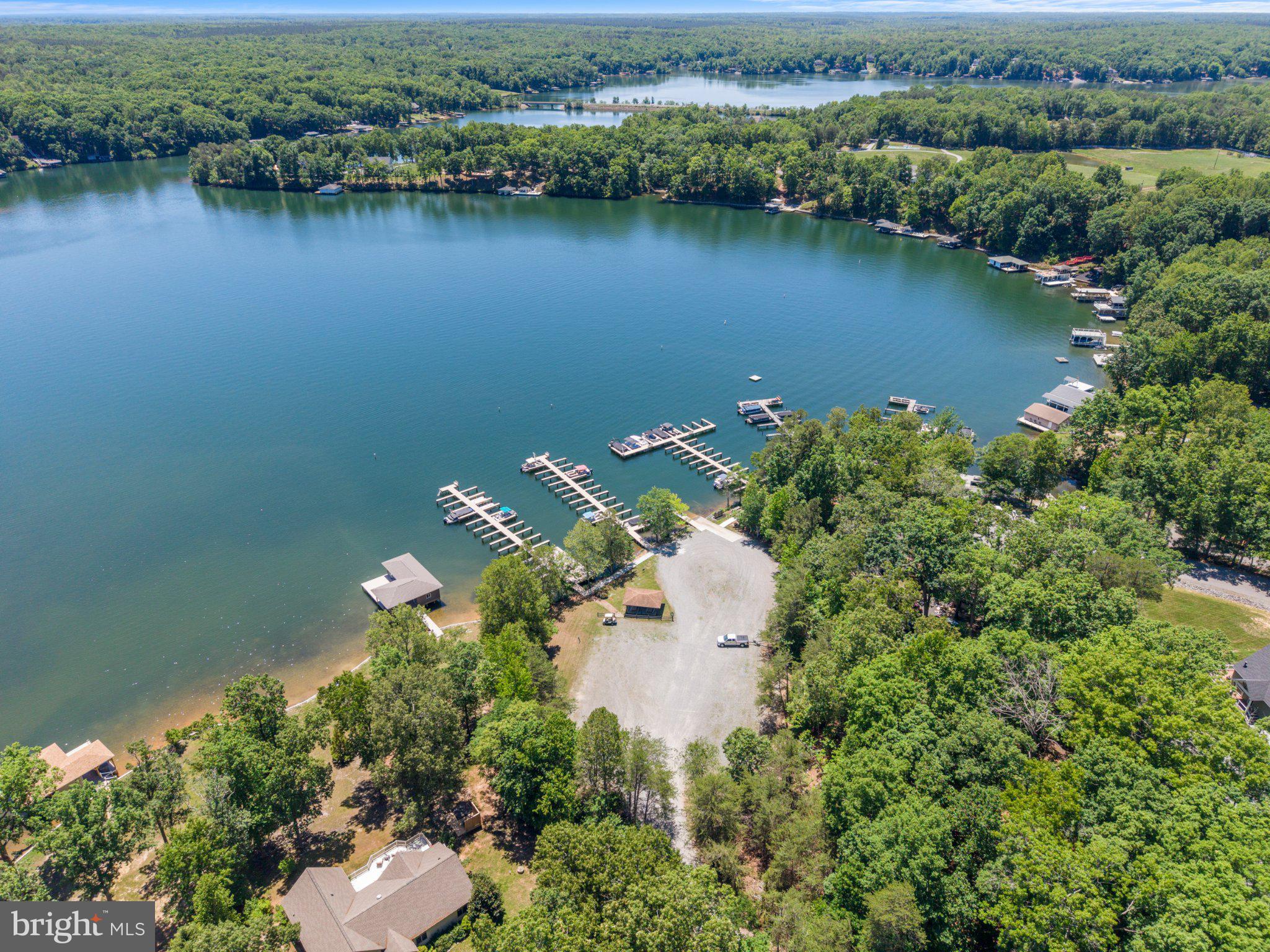 EDGEWOOD BAY - Residential