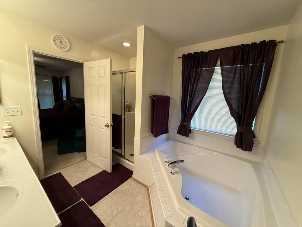 EDGEWOOD BAY - Residential