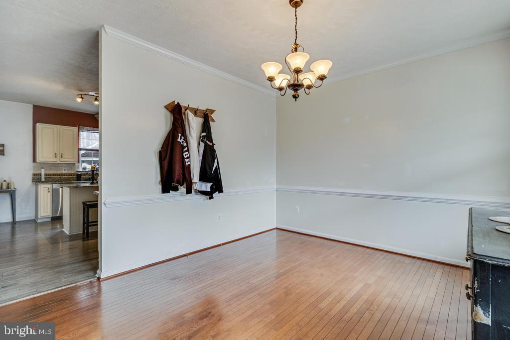 CASTLE CREST ESTATES - Residential