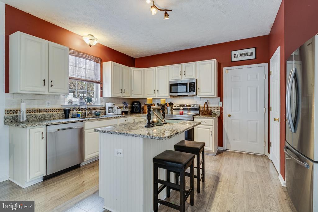 CASTLE CREST ESTATES - Residential