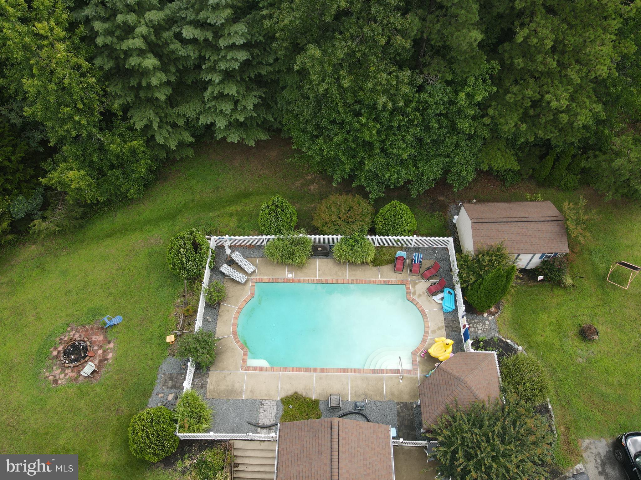 CASTLE CREST ESTATES - Residential