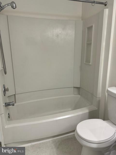 CHESTERFIELD GARDEN CONDOMINIUM - Residential Lease