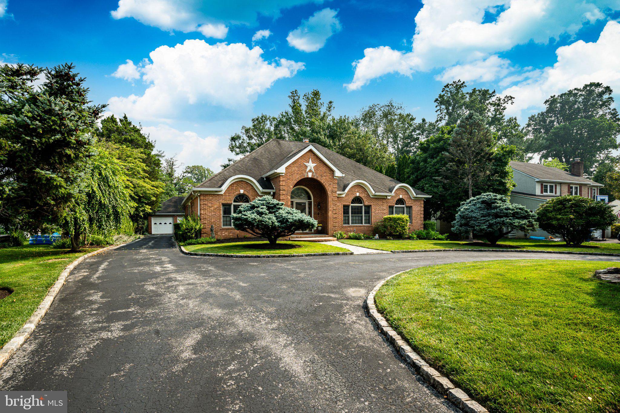 3744 SCHOOL LANE