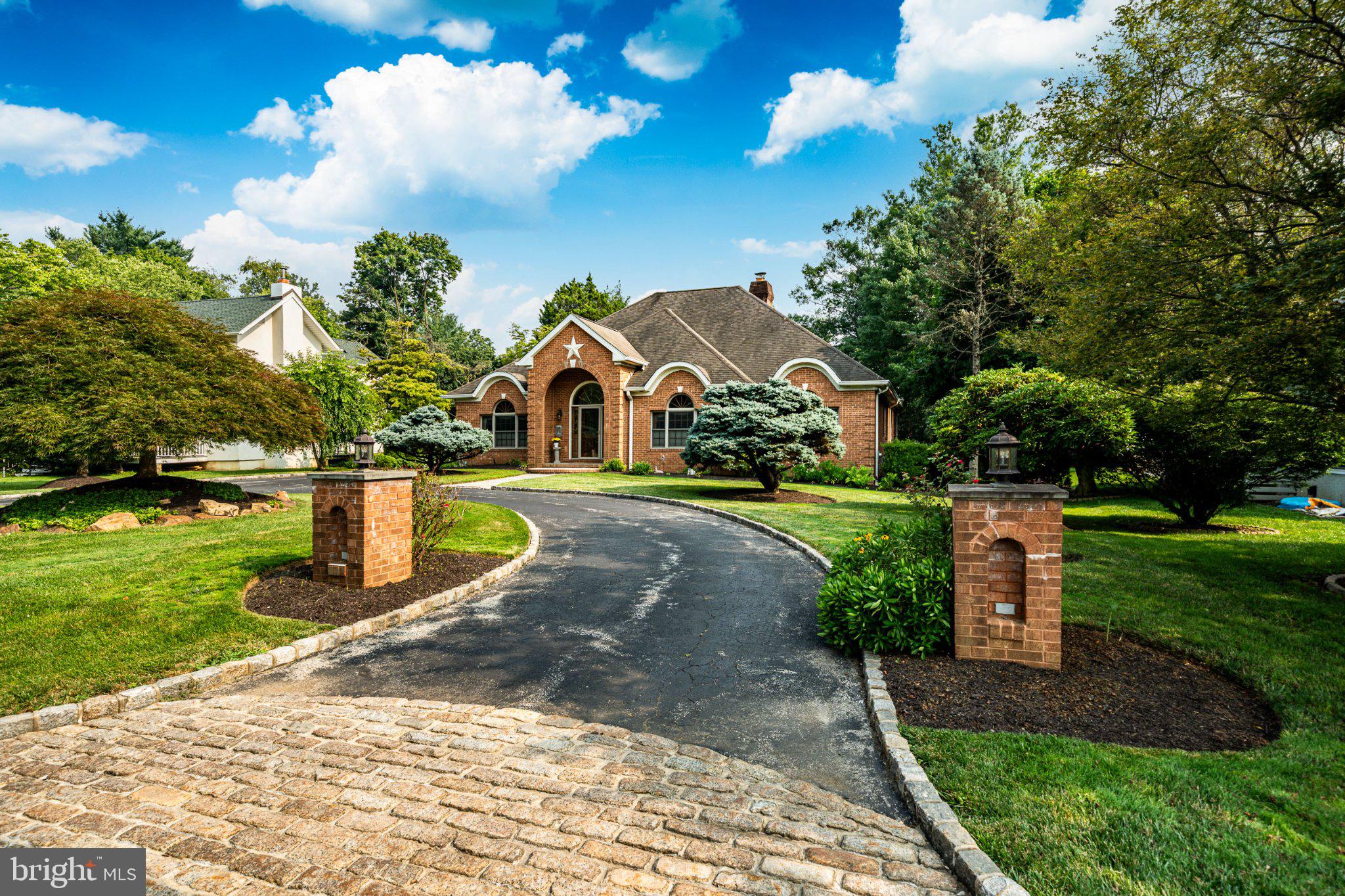 3744 SCHOOL LANE