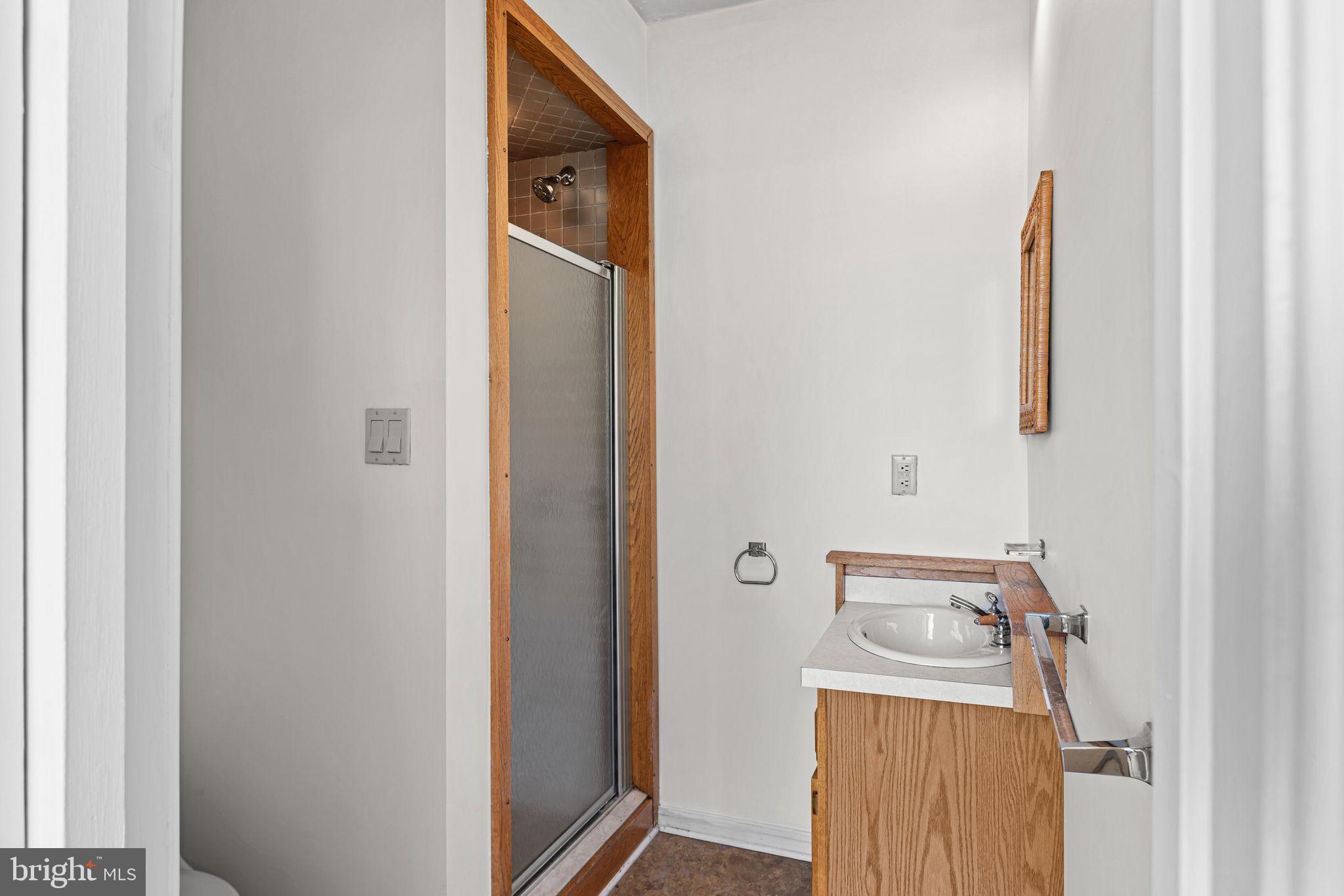 FAIRMOUNT - Residential