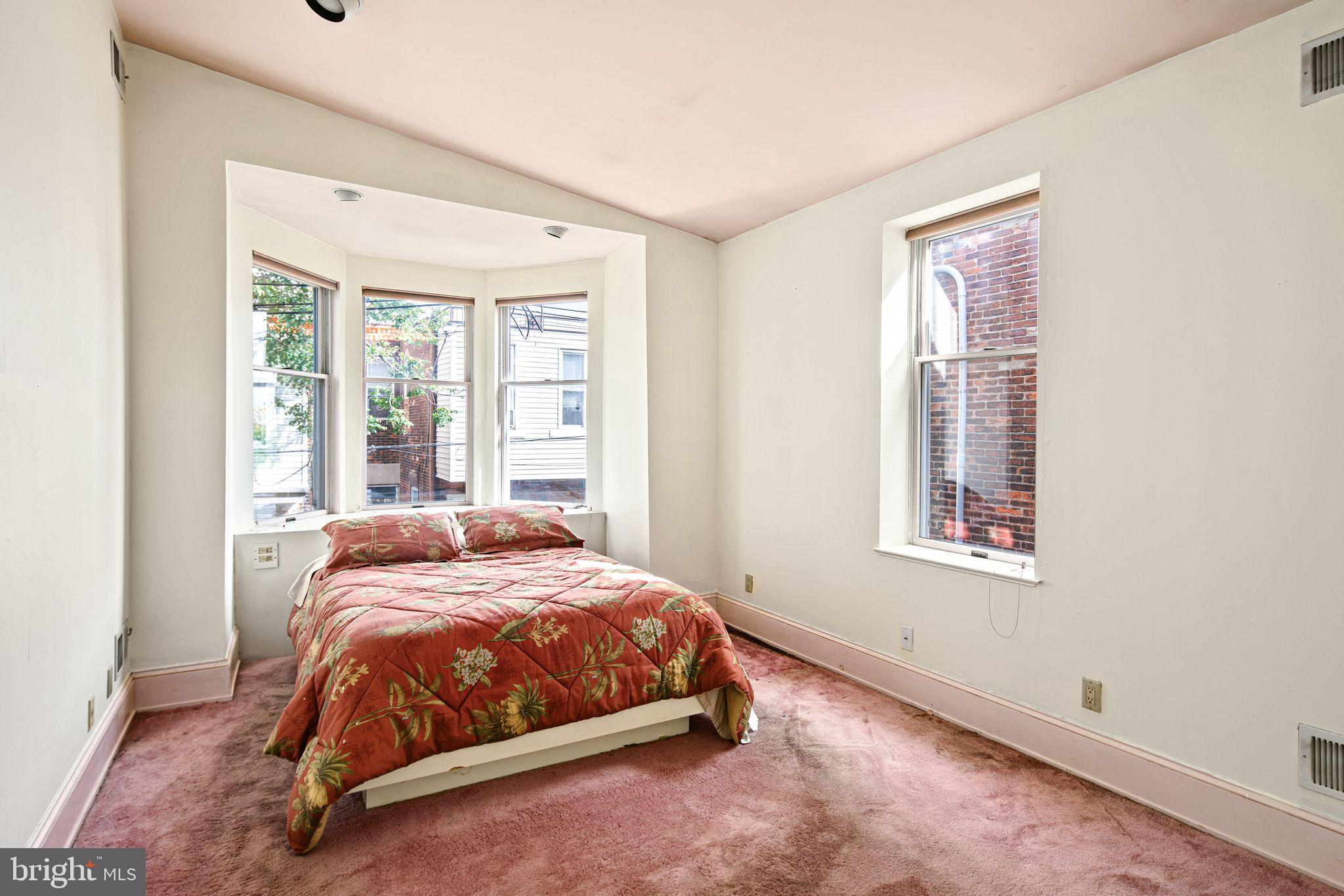 FAIRMOUNT - Residential