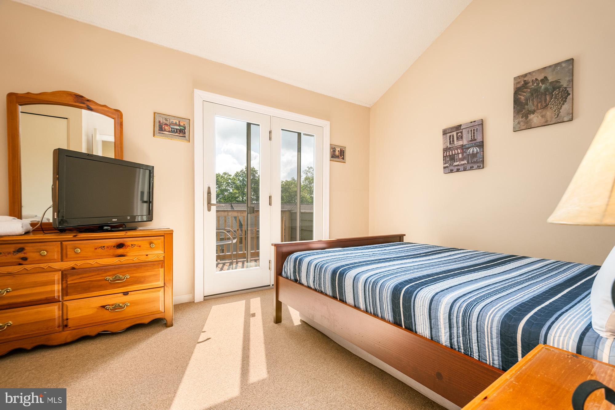 VILLAGES OF WISP - Residential